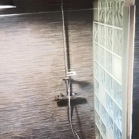 Maison De 4 A Hébergement de vacances *