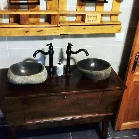 Maison Spacieuse Près De Palladuc